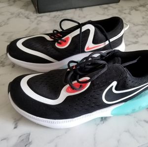 Nike Joy ride